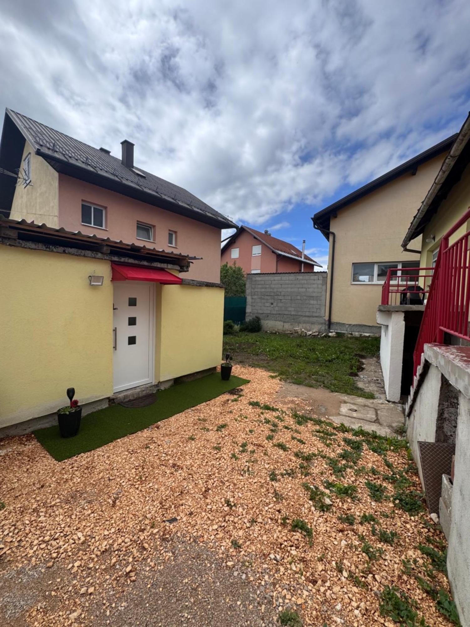 Apartman Josip Gospić Eksteriør billede